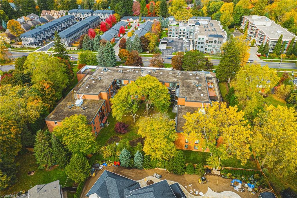 215-150 Wilson Street W, Ancaster, ON - Outdoor With View
