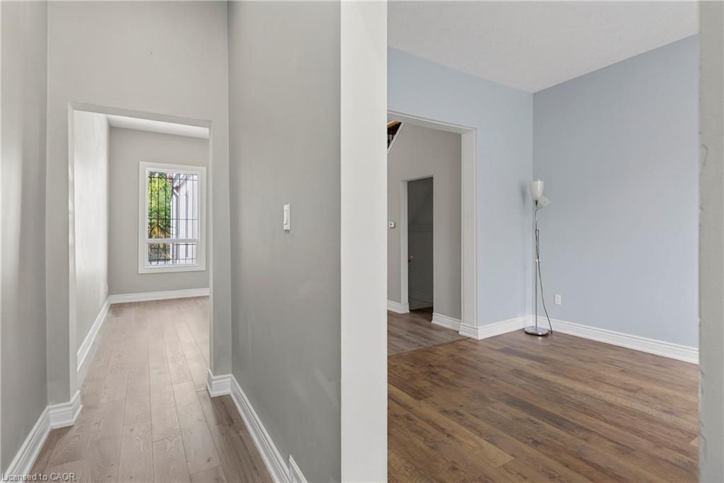 141 Ray Street N, Hamilton, ON - Indoor Photo Showing Other Room