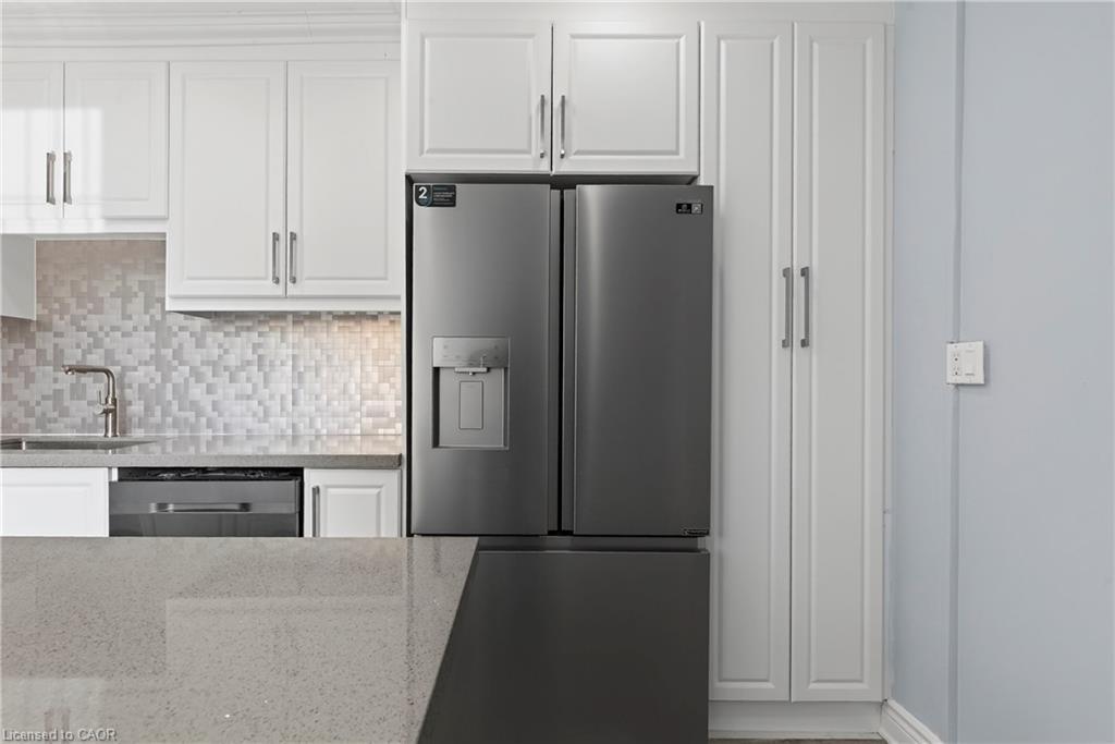 141 Ray Street N, Hamilton, ON - Indoor Photo Showing Kitchen With Stainless Steel Kitchen With Upgraded Kitchen