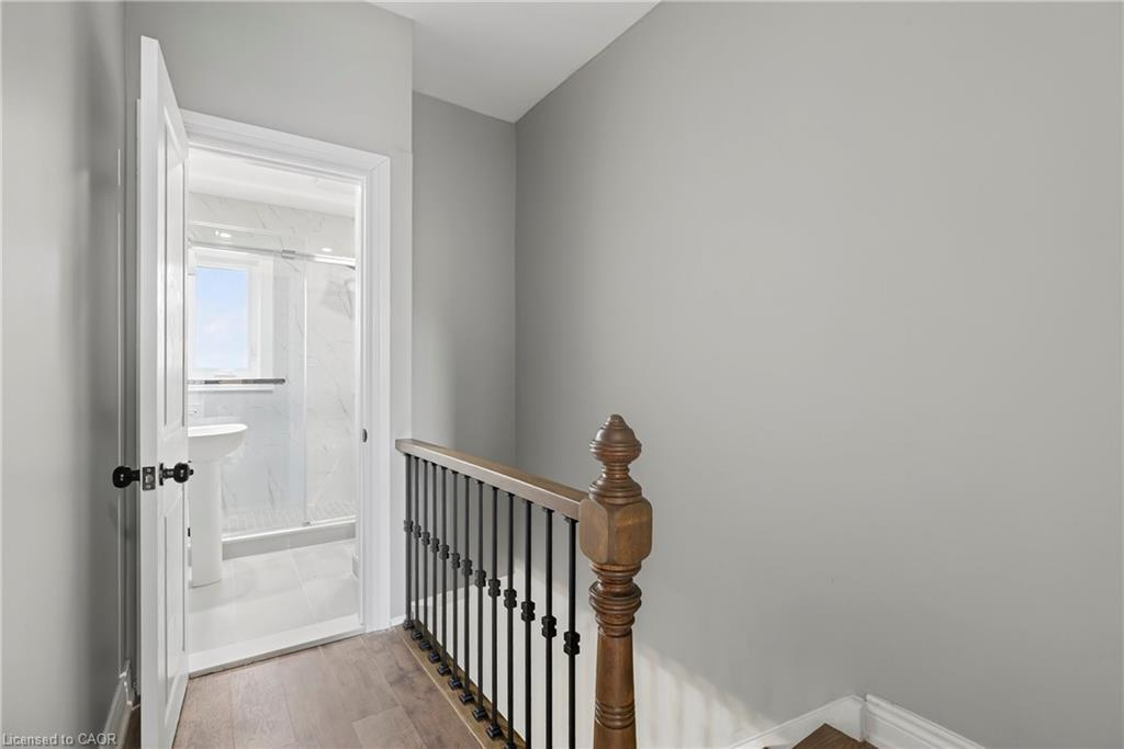 141 Ray Street N, Hamilton, ON - Indoor Photo Showing Other Room