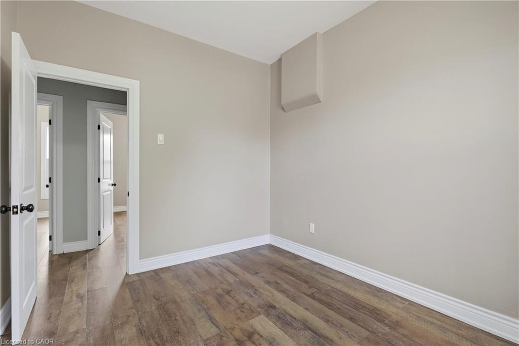 141 Ray Street N, Hamilton, ON - Indoor Photo Showing Other Room