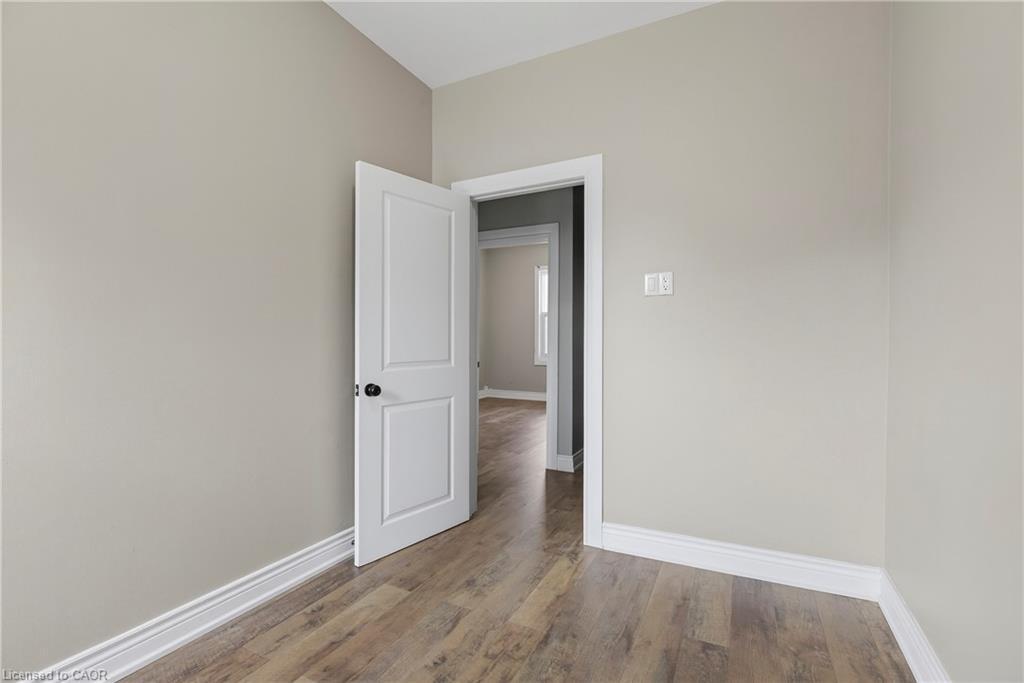 141 Ray Street N, Hamilton, ON - Indoor Photo Showing Other Room