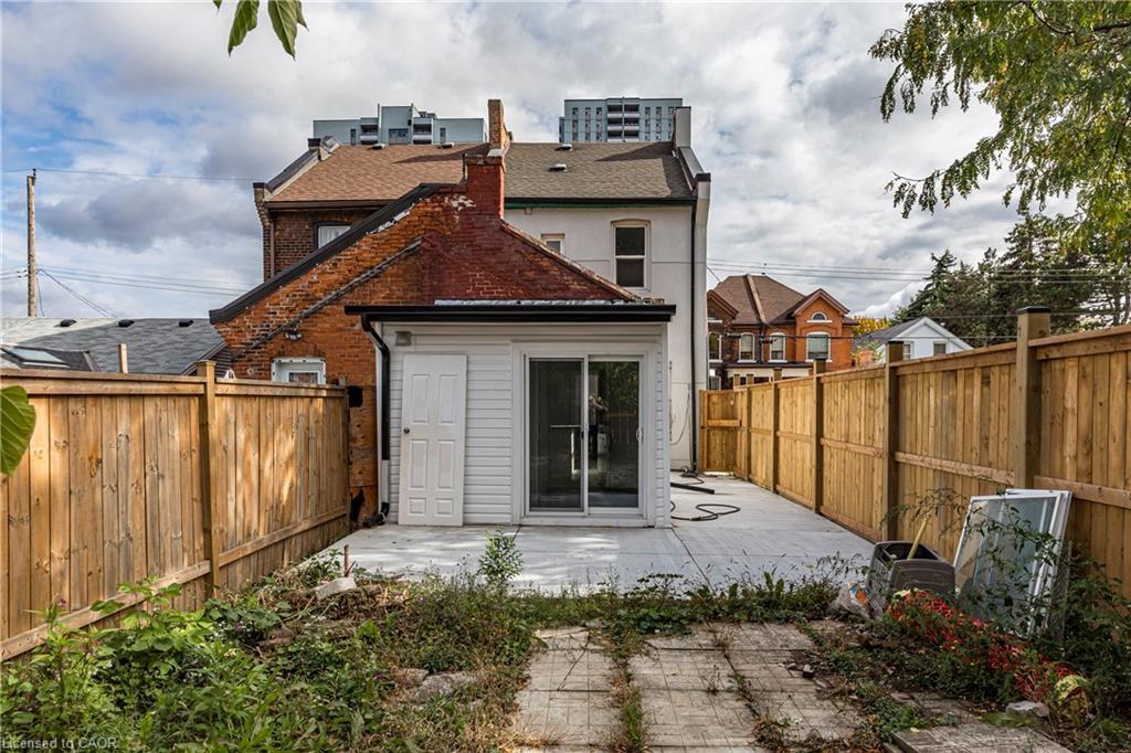 141 Ray Street N, Hamilton, ON - Outdoor