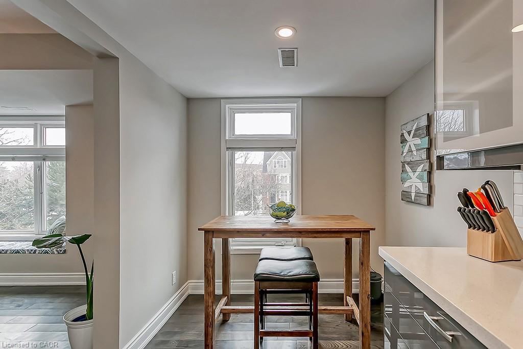 E-2386 Munn'S Avenue E, Oakville, ON - Indoor