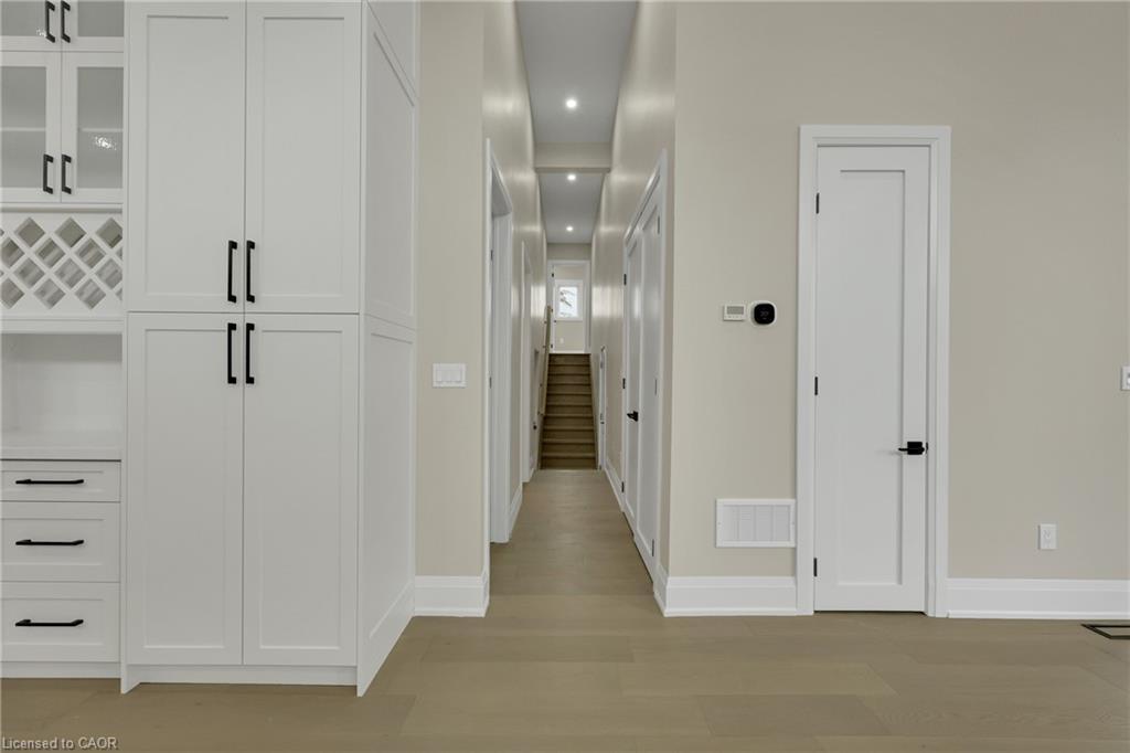 2091 Bridge Road, Oakville, ON - Indoor Photo Showing Other Room