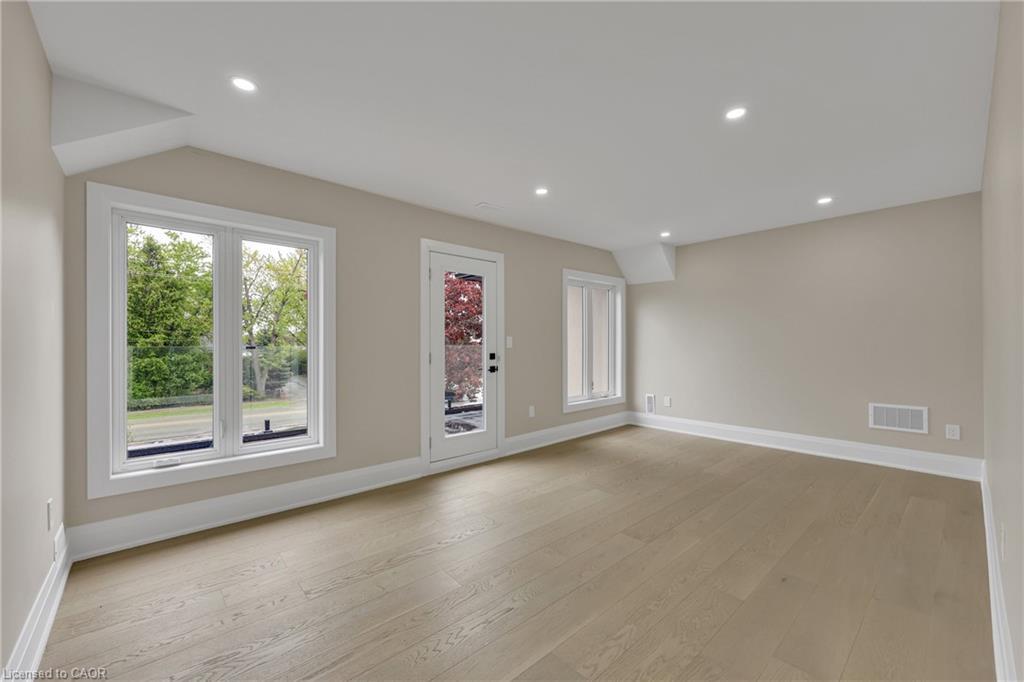 2091 Bridge Road, Oakville, ON - Indoor Photo Showing Other Room