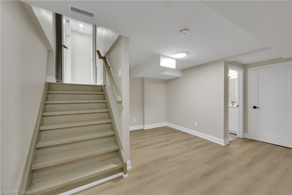 2091 Bridge Road, Oakville, ON - Indoor