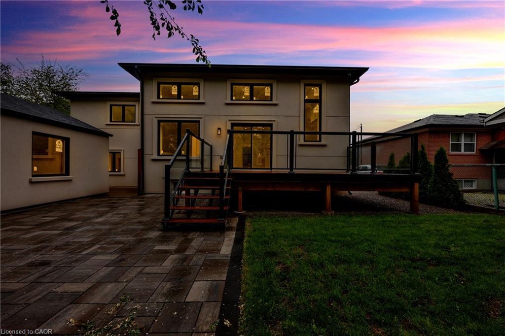 2091 Bridge Road, Oakville, ON - Outdoor With Deck Patio Veranda