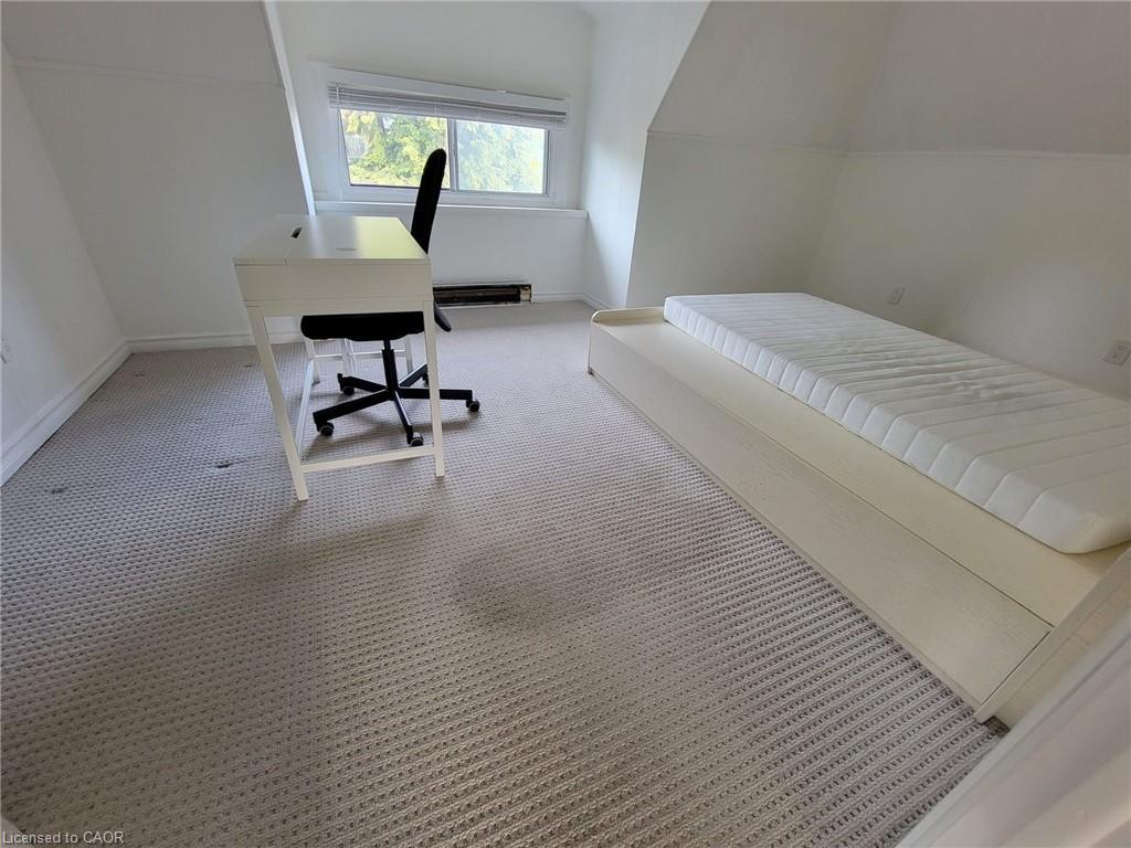 43 Barnesdale Avenue S, Hamilton, ON - Indoor Photo Showing Office