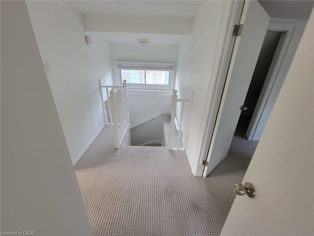 43 Barnesdale Avenue S, Hamilton, ON - Indoor Photo Showing Other Room