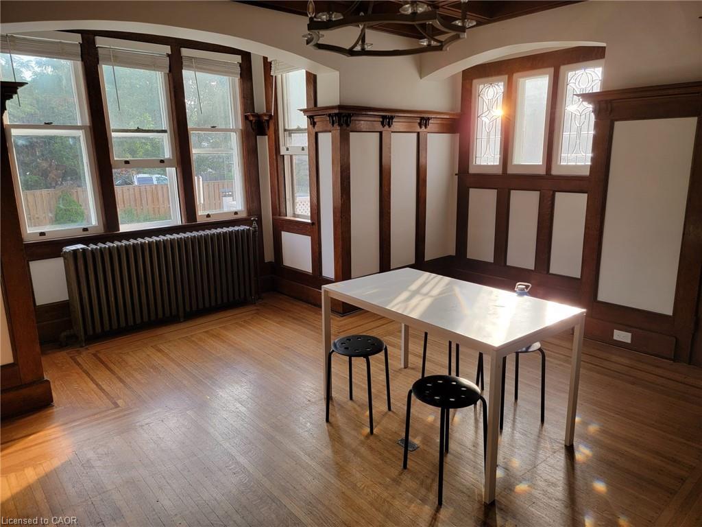 43 Barnesdale Avenue S, Hamilton, ON - Indoor