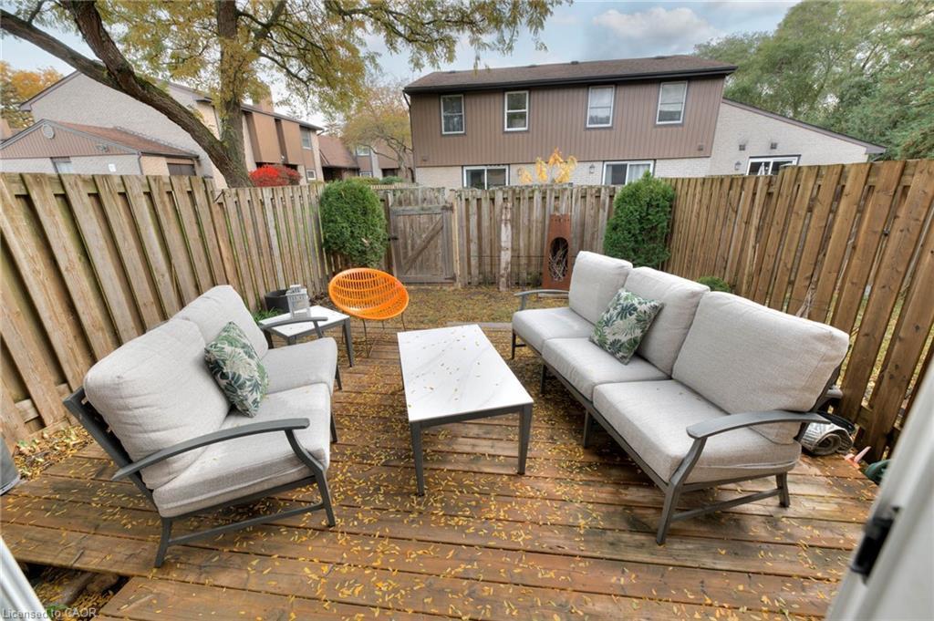 27-215 Glamis Road, Cambridge, ON - Outdoor With Deck Patio Veranda With Exterior