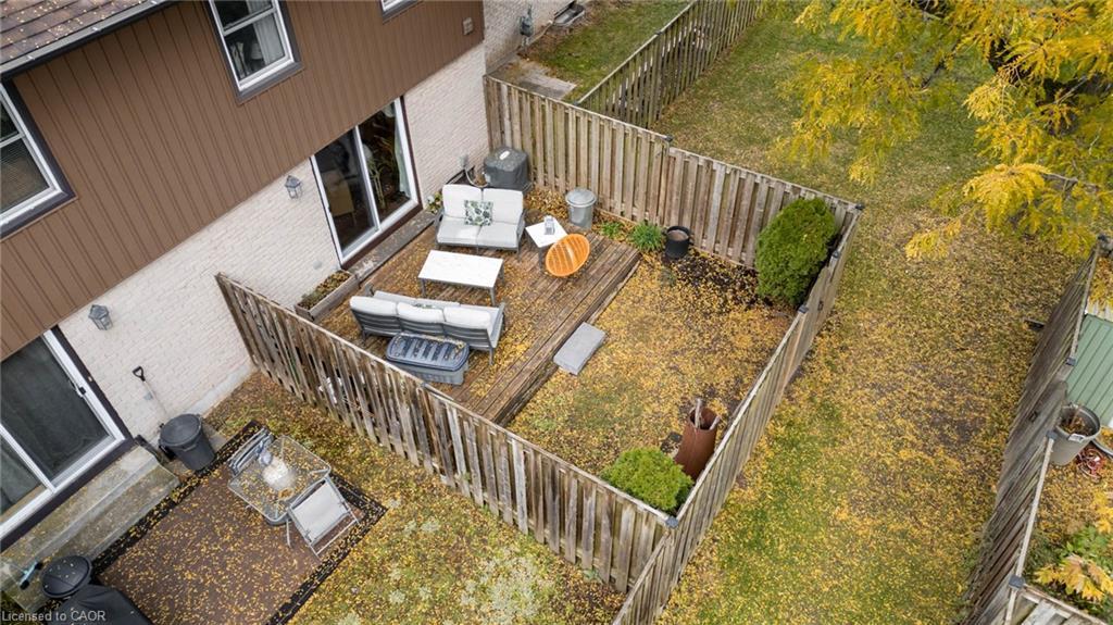 27-215 Glamis Road, Cambridge, ON - Outdoor With Exterior