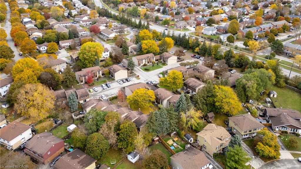 27-215 Glamis Road, Cambridge, ON - Outdoor With View