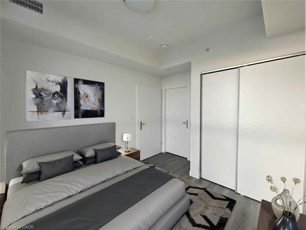 2613-60 Frederick Street, Kitchener, ON - Indoor Photo Showing Bedroom