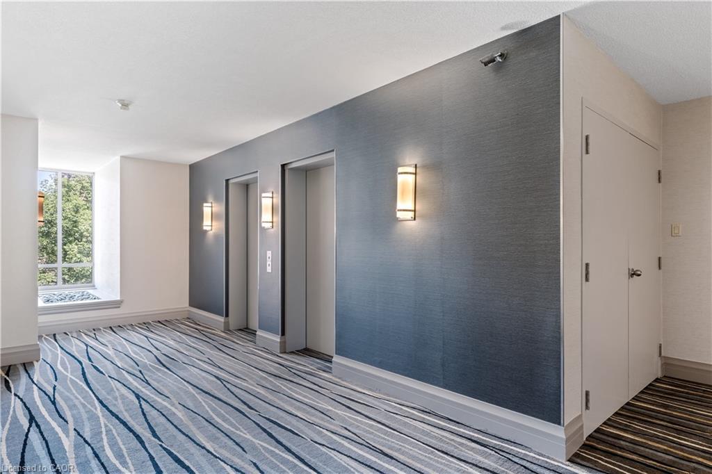 410-430 Pearl Street, Burlington, ON - Indoor Photo Showing Bedroom