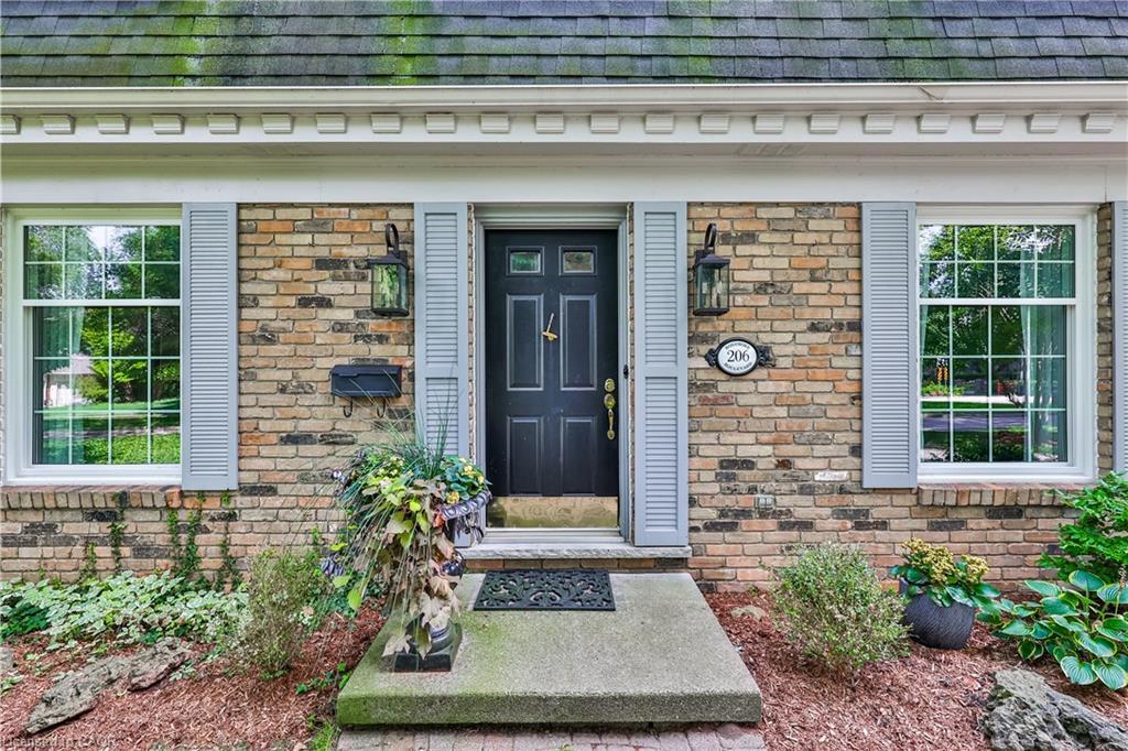 206 Rossmore Boulevard, Burlington, ON - Outdoor