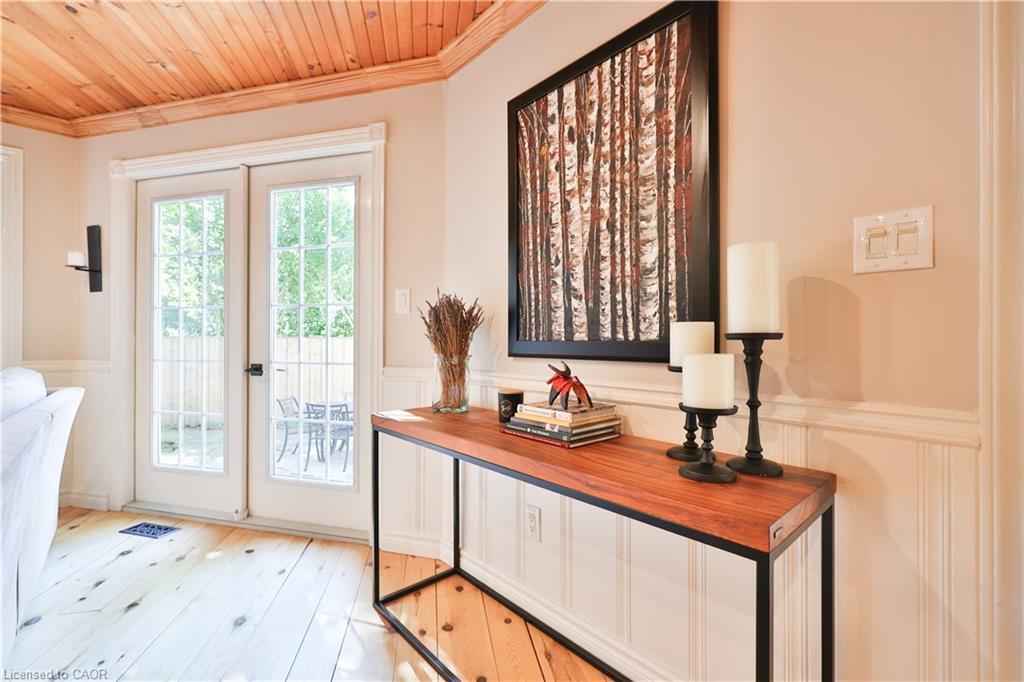 206 Rossmore Boulevard, Burlington, ON - Indoor