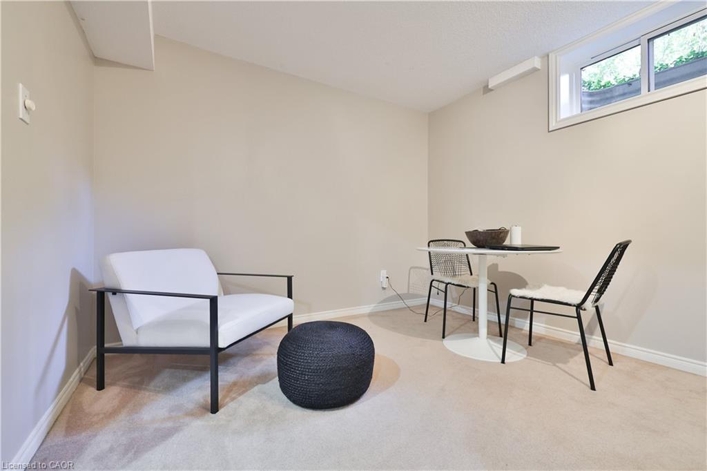 206 Rossmore Boulevard, Burlington, ON - Indoor