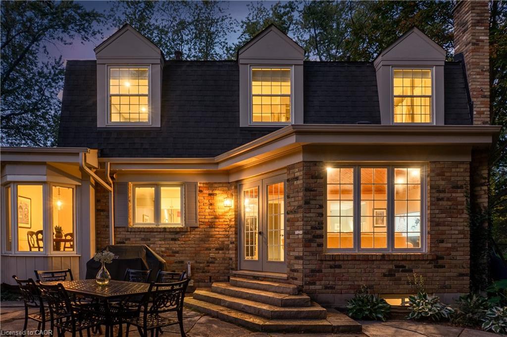 206 Rossmore Boulevard, Burlington, ON - Outdoor With Deck Patio Veranda