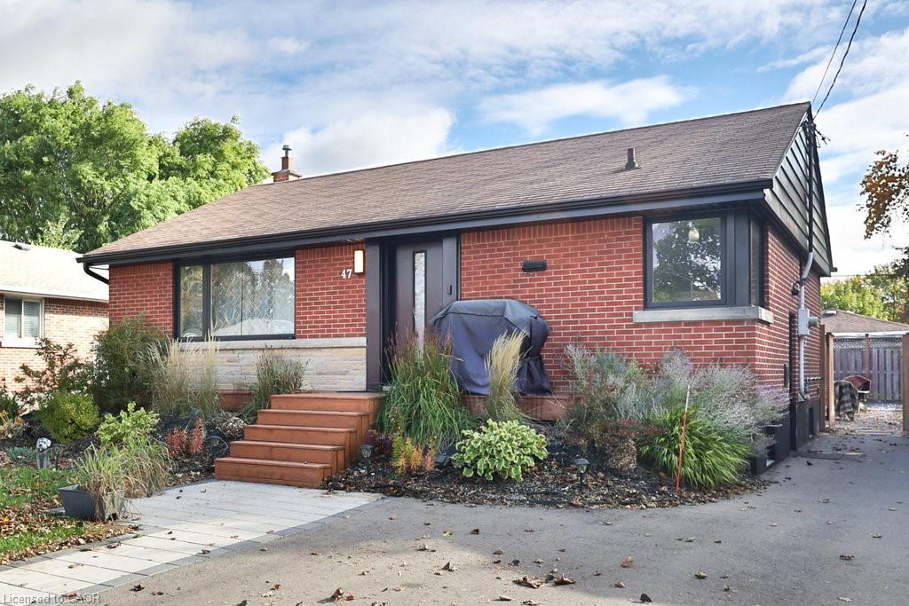 Upper-47 Castlefield Drive, Hamilton, ON - Outdoor