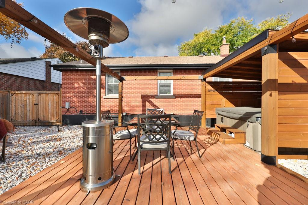 Upper-47 Castlefield Drive, Hamilton, ON - Outdoor With Deck Patio Veranda With Exterior