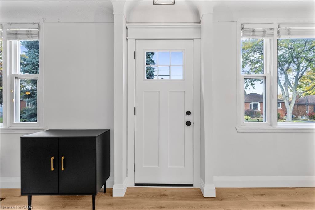 191 East 11Th Street, Hamilton, ON - Indoor Photo Showing Other Room