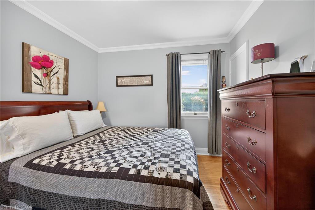 875 Garth Street, Hamilton, ON - Indoor Photo Showing Bedroom