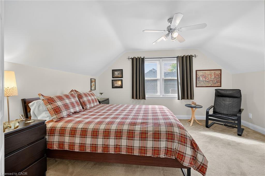 875 Garth Street, Hamilton, ON - Indoor Photo Showing Bedroom