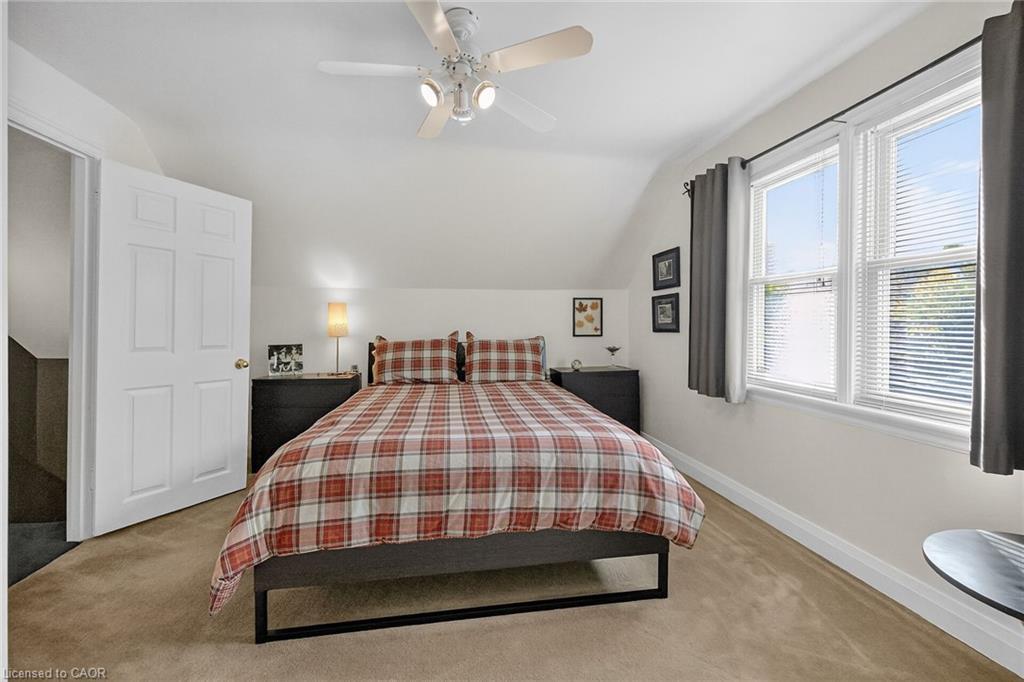 875 Garth Street, Hamilton, ON - Indoor Photo Showing Bedroom
