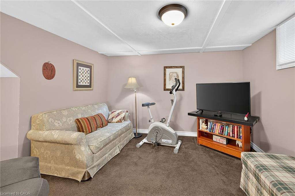 875 Garth Street, Hamilton, ON - Indoor