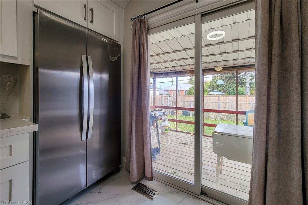 103 East 45Th Street, Hamilton, ON - Indoor