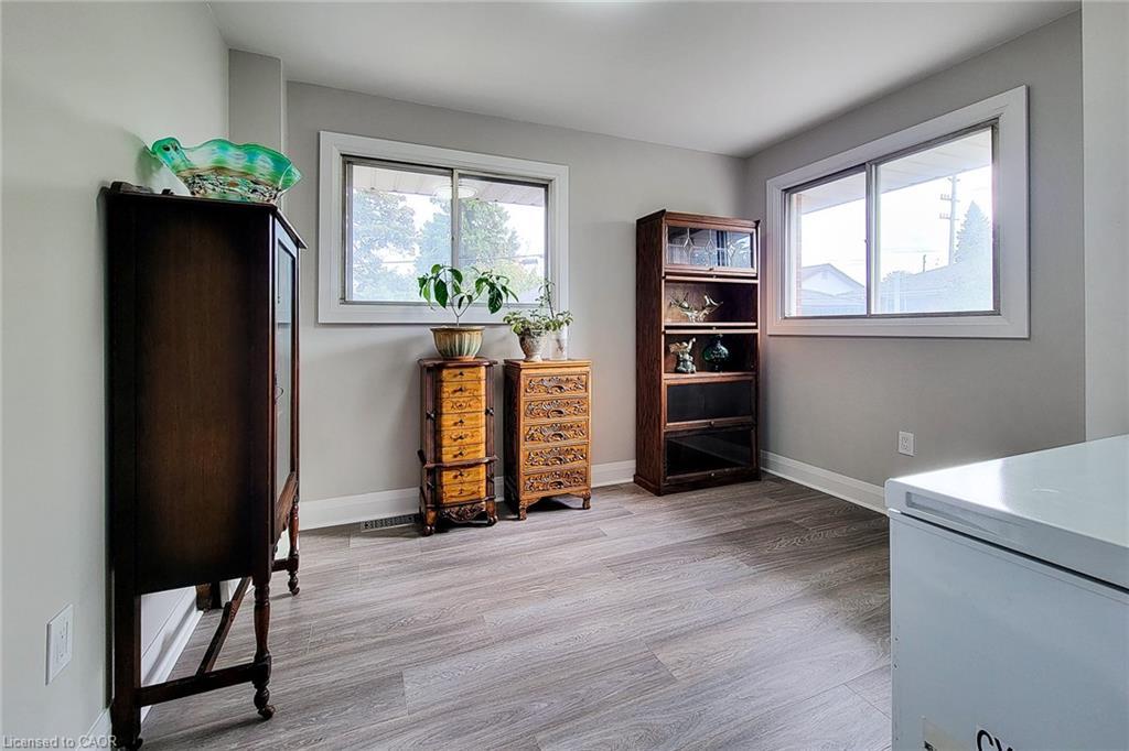 103 East 45Th Street, Hamilton, ON - Indoor