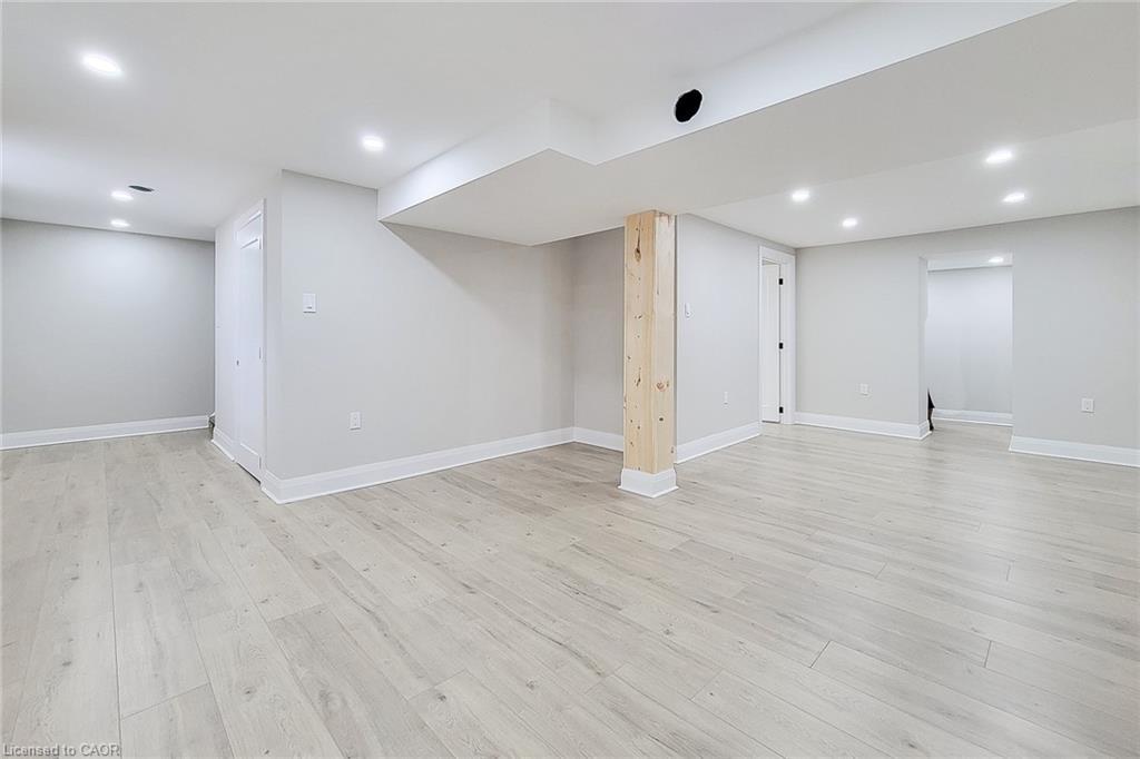 103 East 45Th Street, Hamilton, ON - Indoor