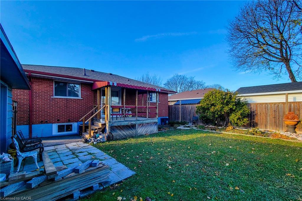 103 East 45Th Street, Hamilton, ON - Outdoor With Deck Patio Veranda