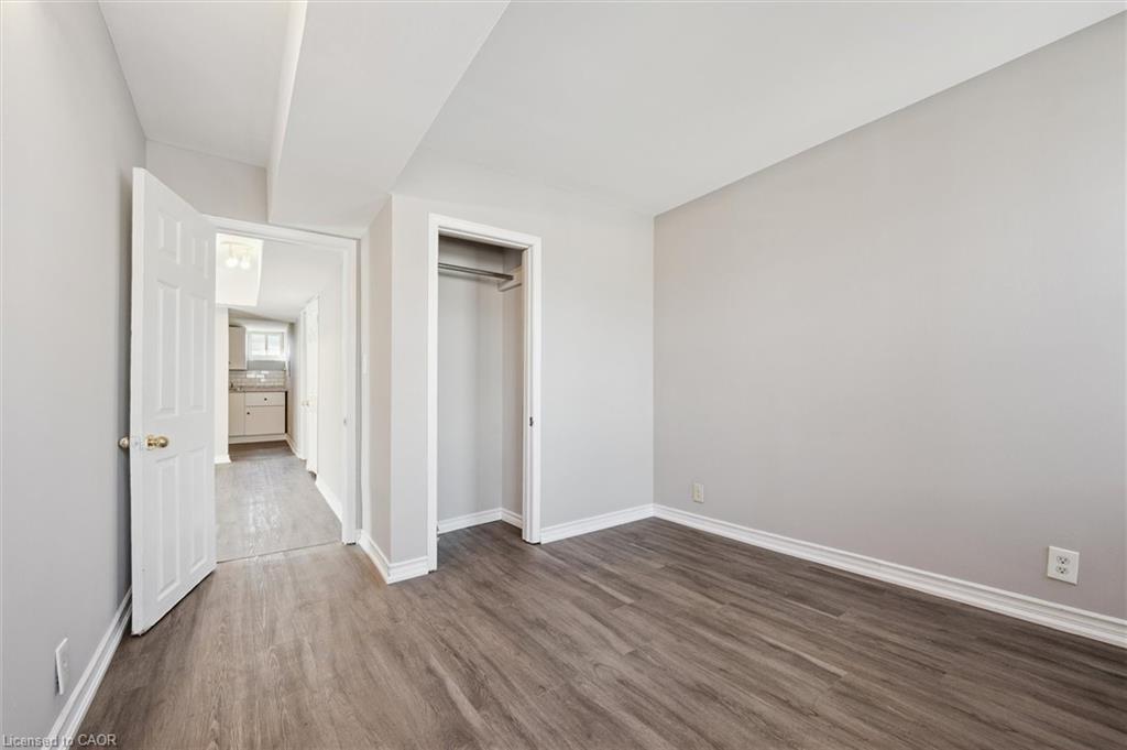 2C-906 King Street E, Cambridge, ON - Indoor Photo Showing Other Room