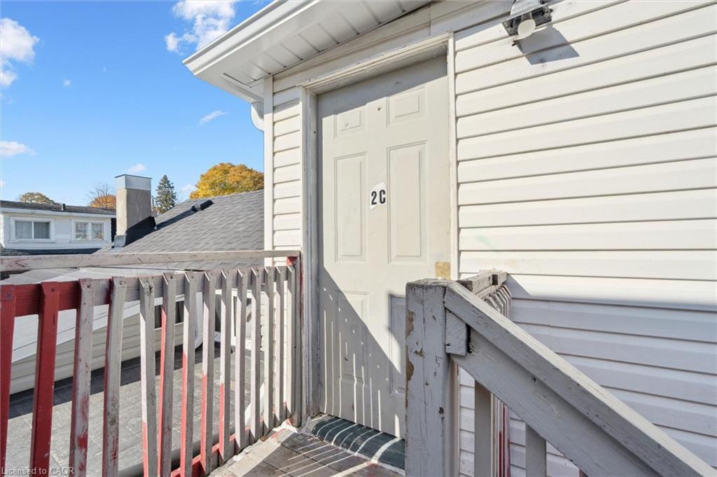 2C-906 King Street E, Cambridge, ON - Outdoor With Exterior