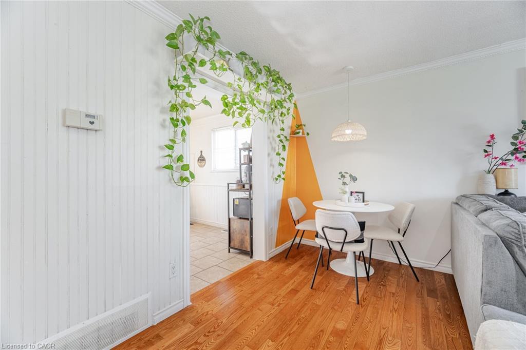 232 Durham Street, Oshawa, ON - Indoor