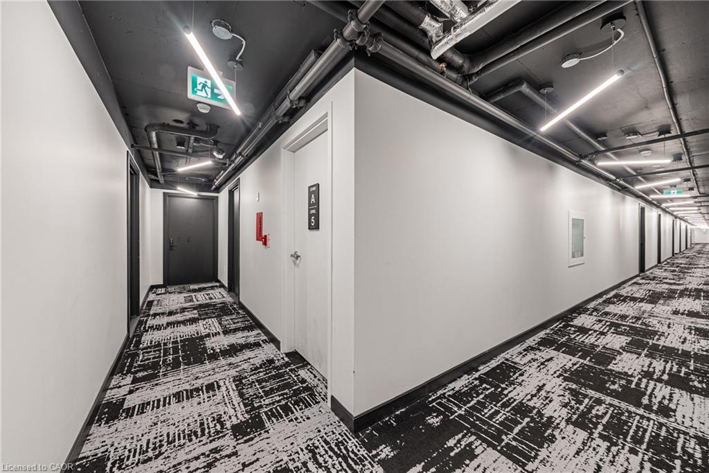 511-1 Jarvis Street, Hamilton, ON - Indoor Photo Showing Other Room