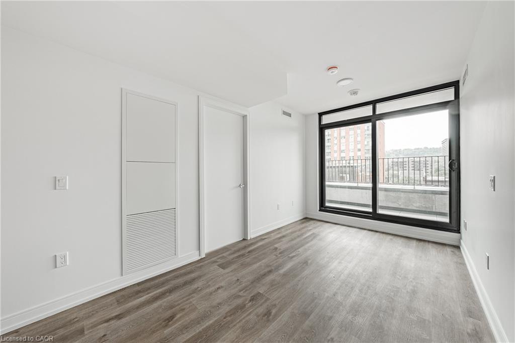 511-1 Jarvis Street, Hamilton, ON - Indoor Photo Showing Other Room