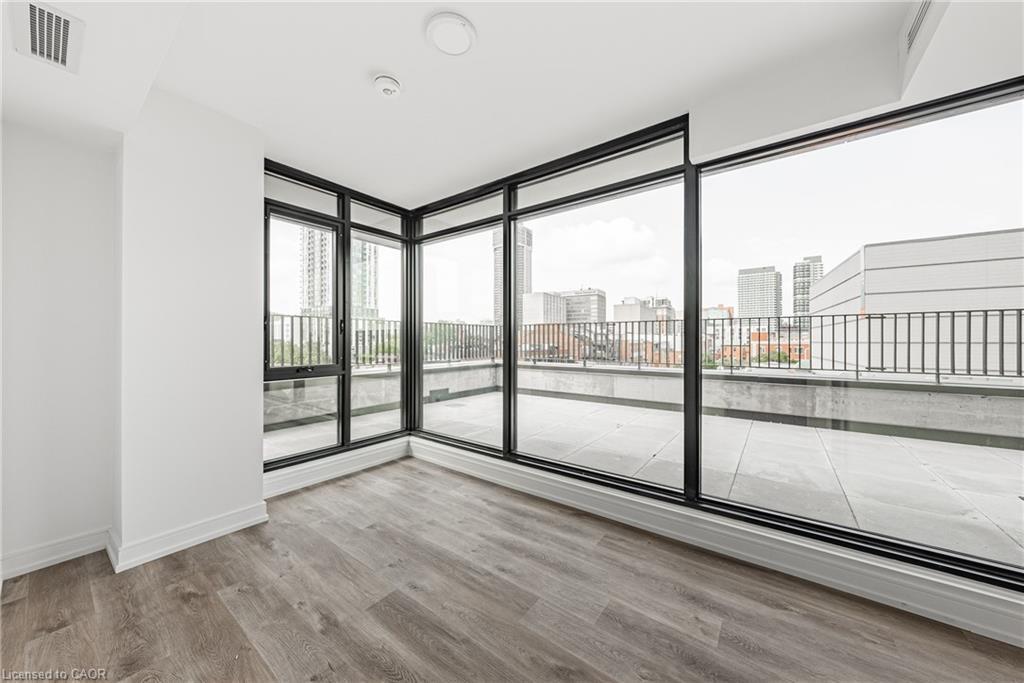 511-1 Jarvis Street, Hamilton, ON - Indoor Photo Showing Other Room