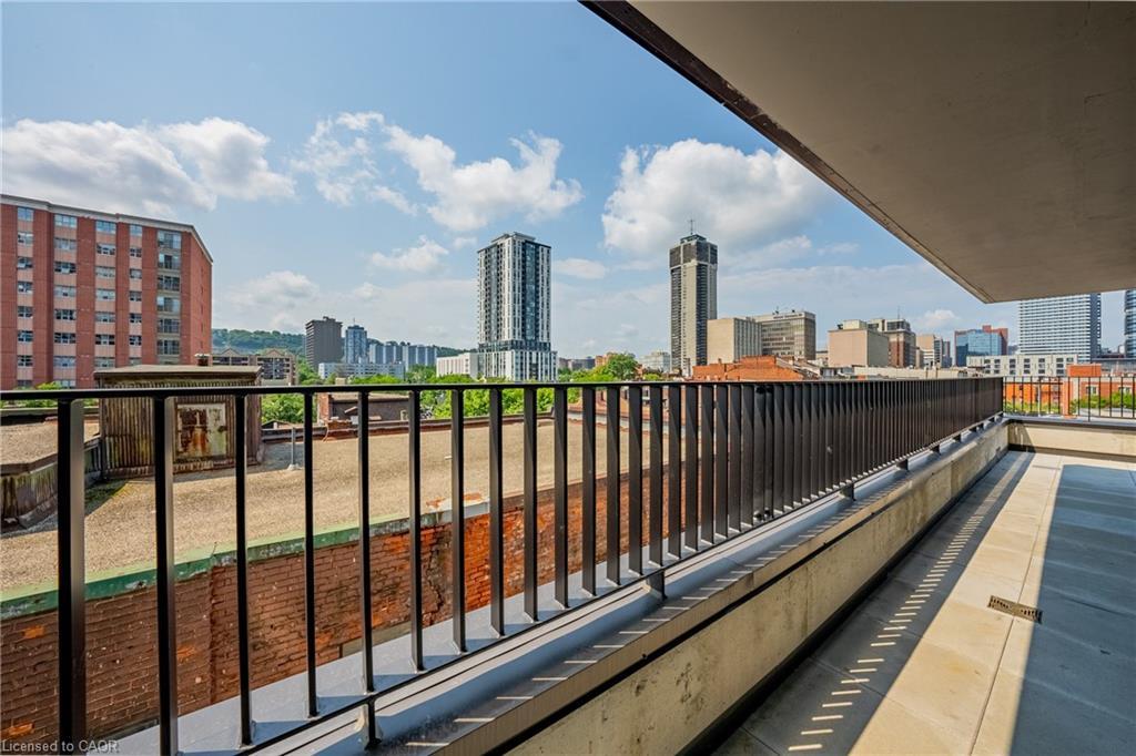 511-1 Jarvis Street, Hamilton, ON - Outdoor With Balcony With Exterior