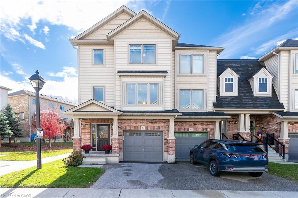 47-750 Lawrence Street, Cambridge, ON - Outdoor With Facade