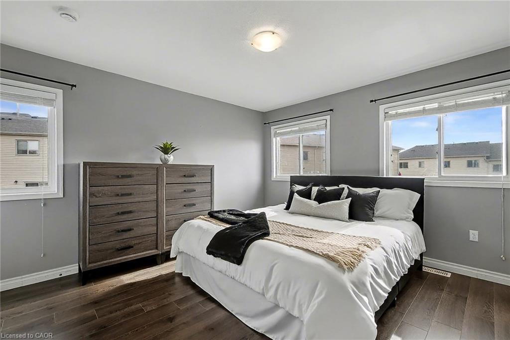 47-750 Lawrence Street, Cambridge, ON - Indoor Photo Showing Bedroom