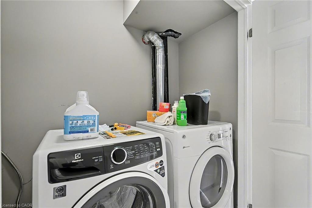 47-750 Lawrence Street, Cambridge, ON - Indoor Photo Showing Laundry Room
