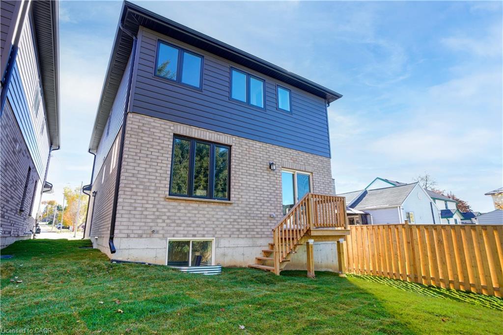 256 King Street, Ingersoll, ON - Outdoor With Exterior