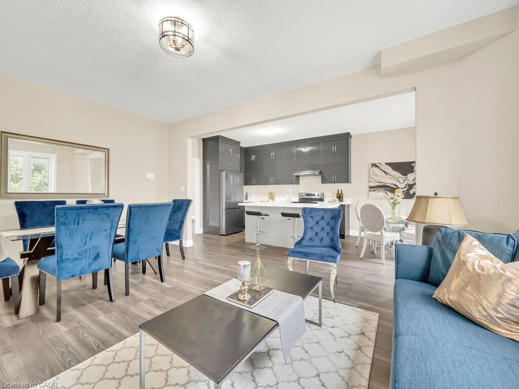 256 King Street, Ingersoll, ON - Indoor