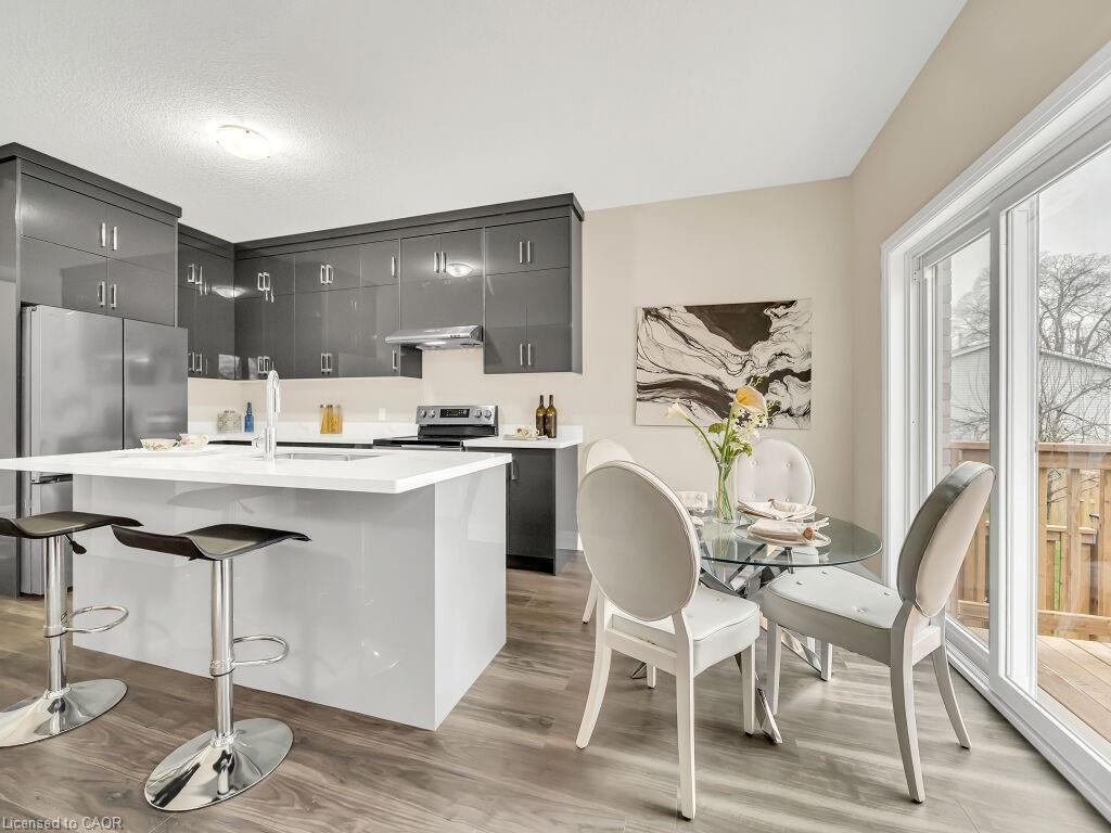 256 King Street, Ingersoll, ON - Indoor