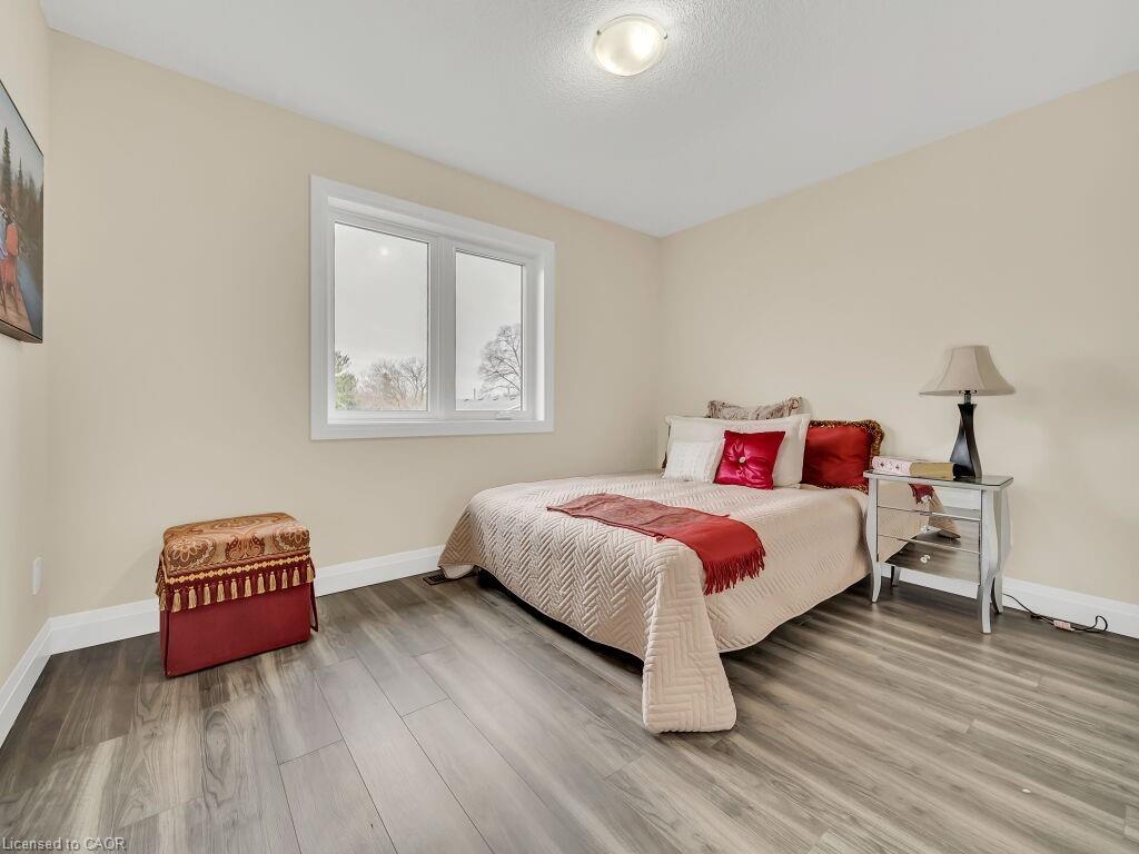 256 King Street, Ingersoll, ON - Indoor Photo Showing Bedroom