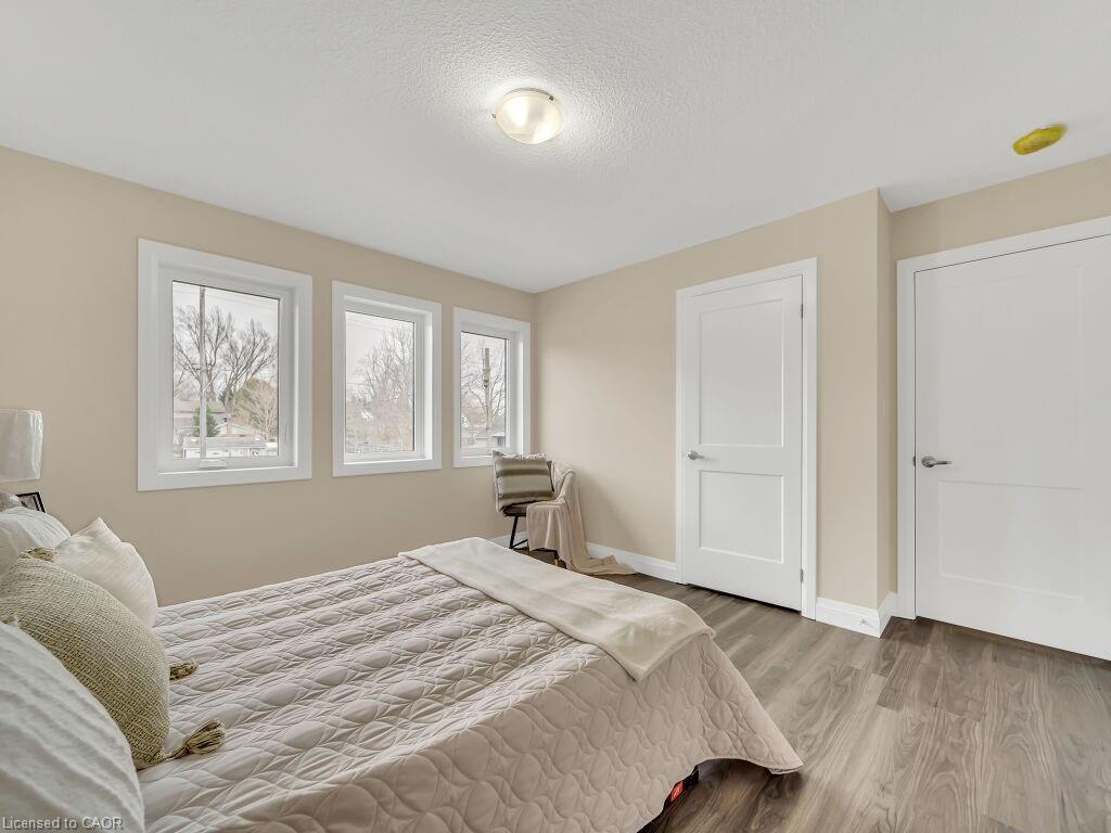 256 King Street, Ingersoll, ON - Indoor Photo Showing Bedroom
